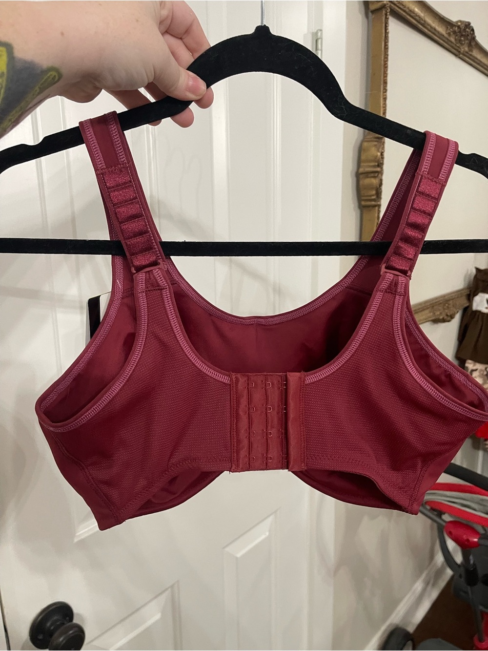NWT Wacoal Sport Bra- $78 - Picture 3 of 5